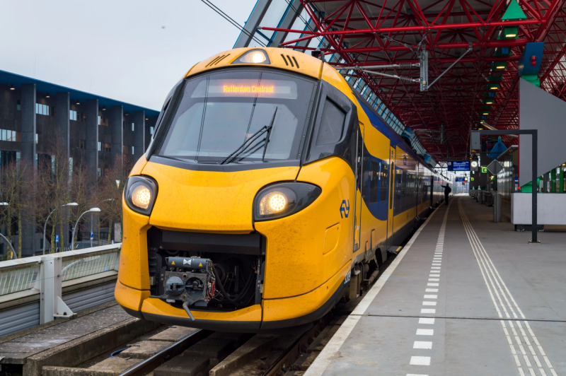 Photograph titled: icng rotterdam centraal