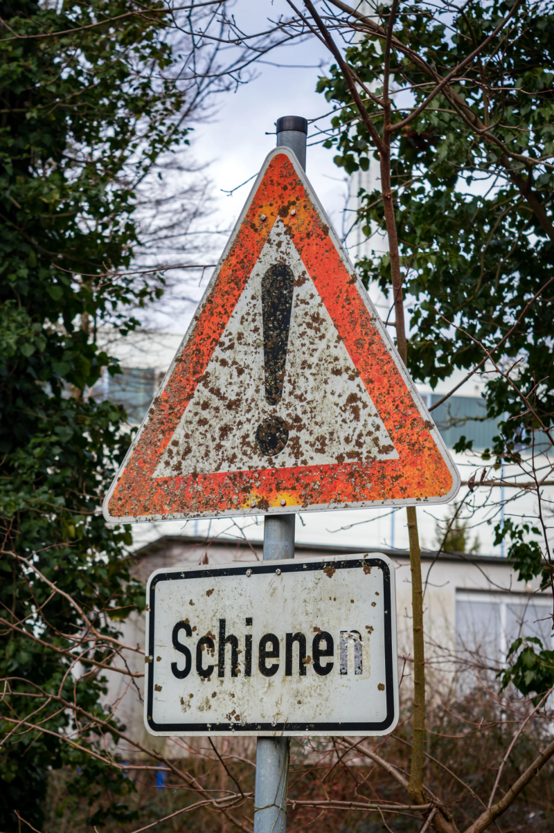 Photograph titled: schienen