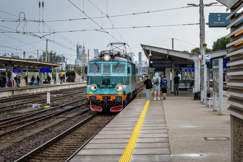 Photograph titled: young trainspotters